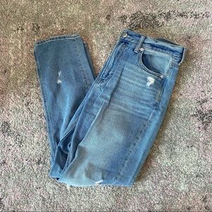 American Eagle Mom Jeans